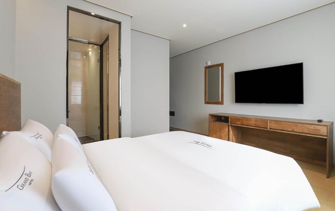 Hotel Grand Bay Порён Экстерьер фото