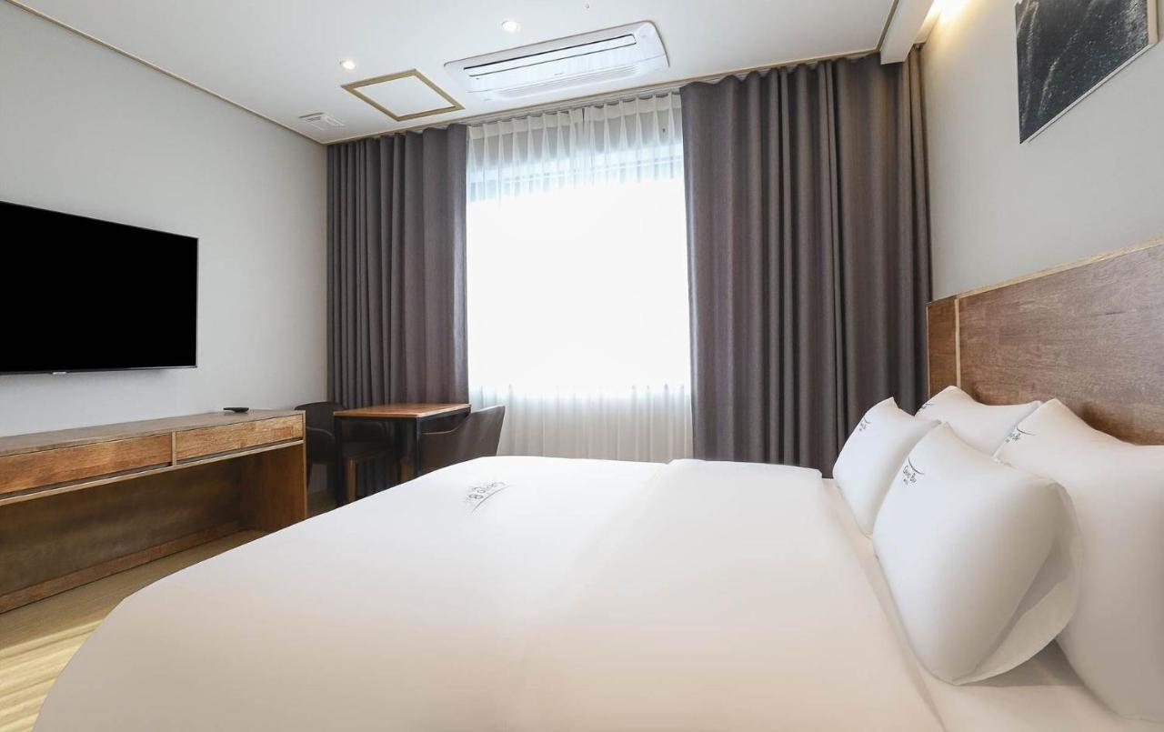 Hotel Grand Bay Порён Экстерьер фото