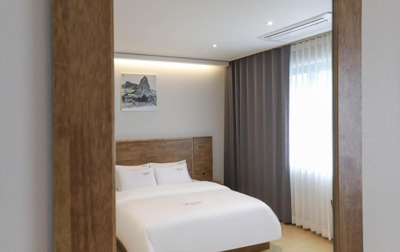 Hotel Grand Bay Порён Экстерьер фото