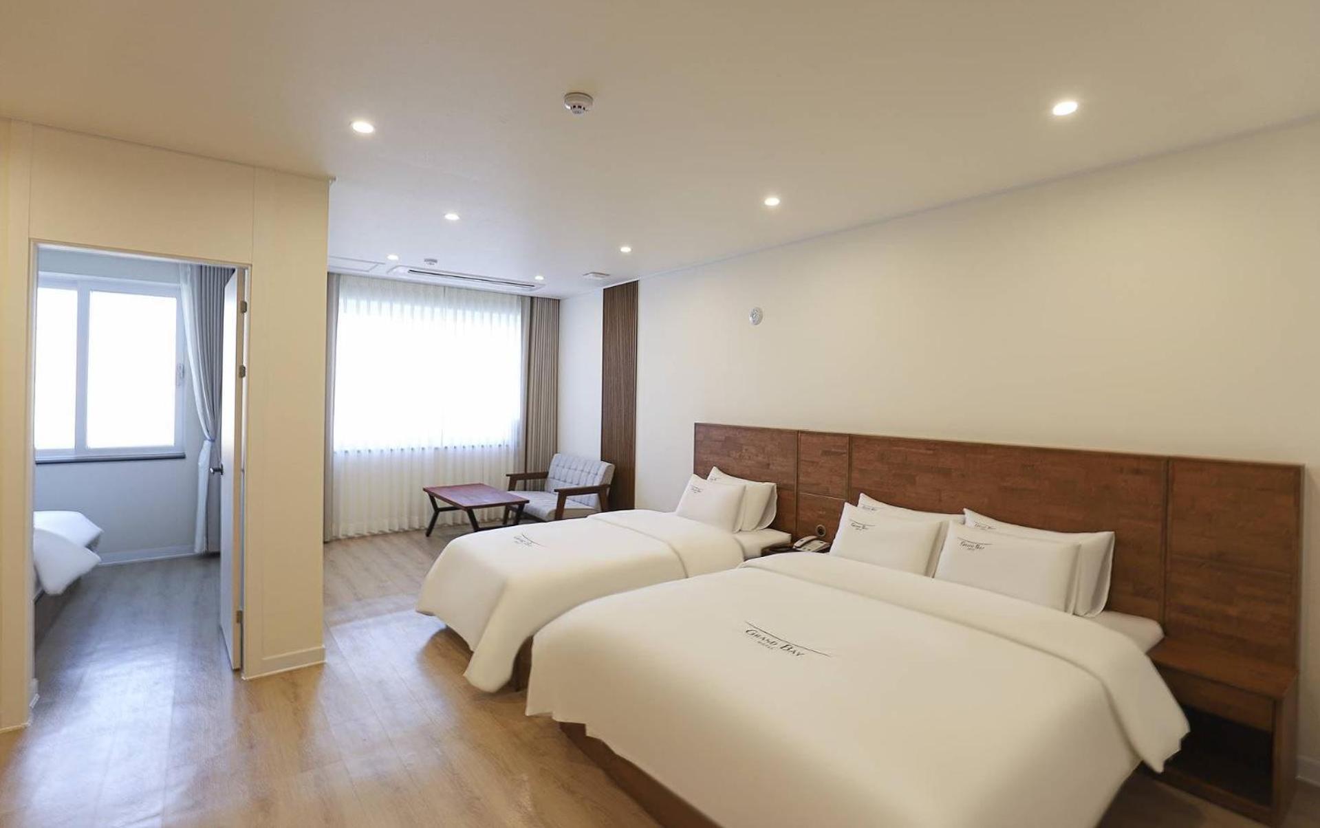 Hotel Grand Bay Порён Экстерьер фото
